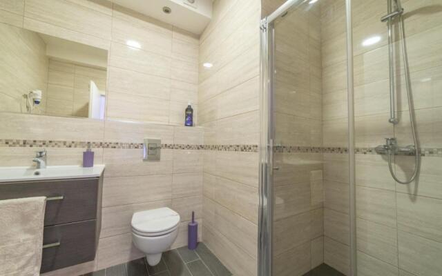 Apartmani D & J