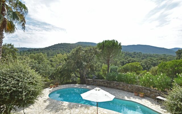 Peaceful Villa in Cogolin with Private Pool