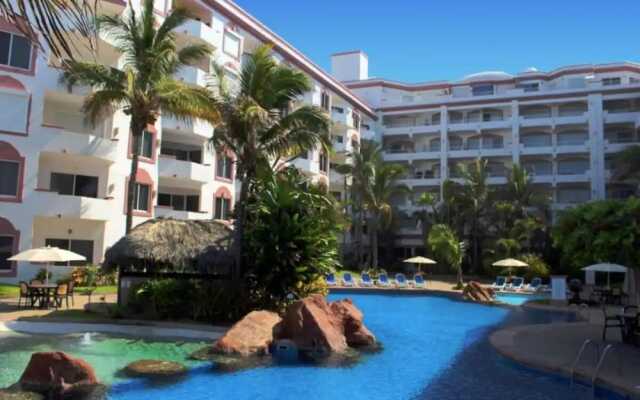 C. Azul Costa Bonita by Villas HK28