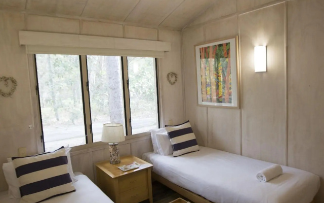 Couran Cove Island Resort – Guest Rooms – Gold Coast