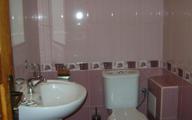Guest Houses Todorini Kashti