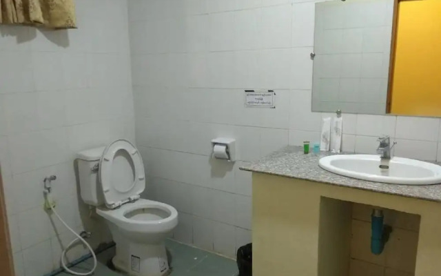 Diamond Popa Hotel