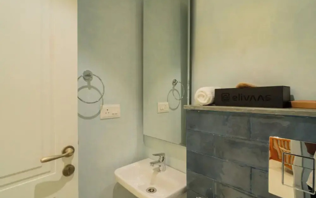 ELIVAAS Solace Teal 5 BHK Villa
