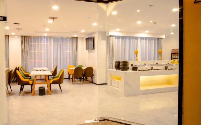 Green Tree Inn Express Fuyang Development Zone Oriental Pearl