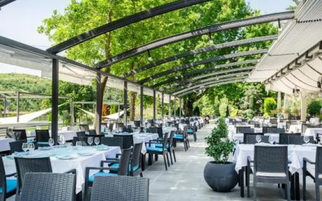 Romantique Veles Hotel