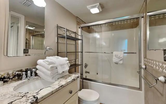 Perdido Towers by Southern Vacation Rentals