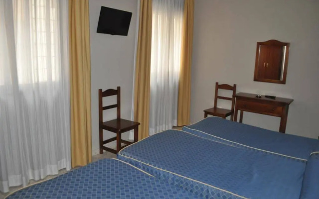 Hostal Niza I II