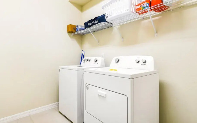 Extraordinary 10br Private Pool Spa Near Disney