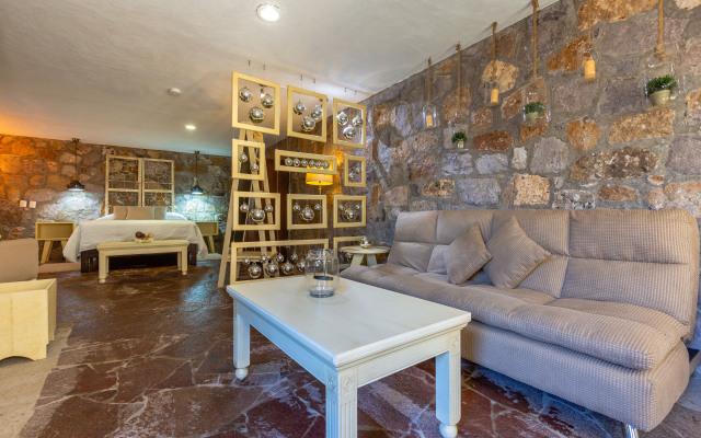 Grand Las Nubes by Inmense