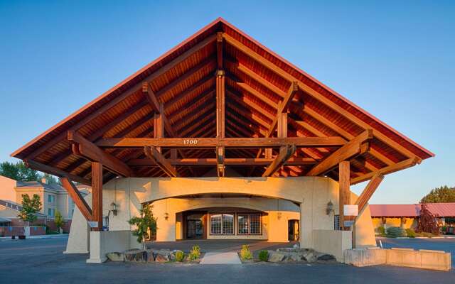 Red Lion Hotel & Conference Center Ellensburg