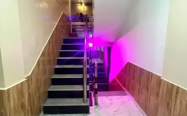 Majestic Mountain Bhaiji Guest House