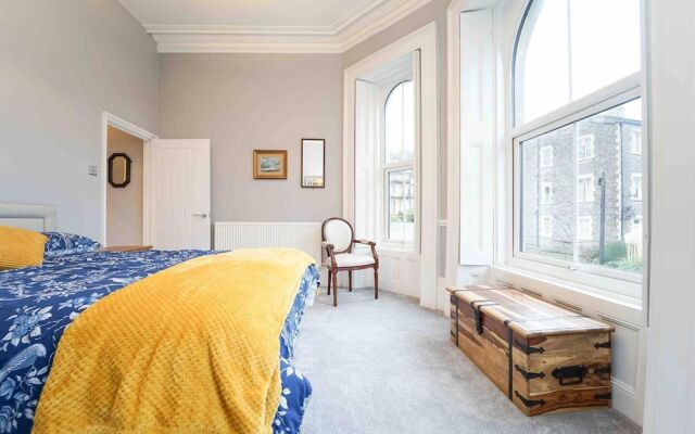 Beautiful 2-bed Apartment in Weston-super-mare