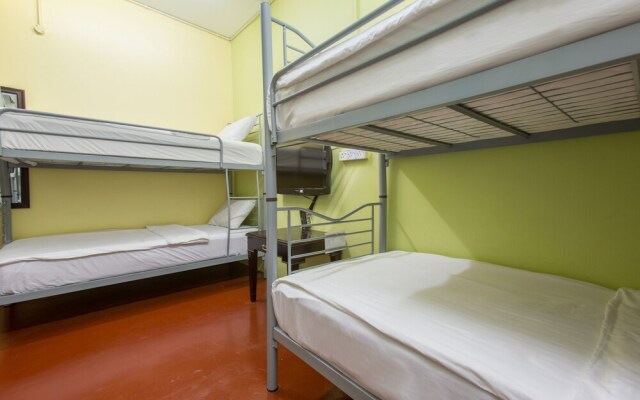 Musafir Transit Hotel by OYO Rooms