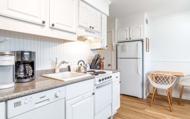 Savannah Beach Racquet Club