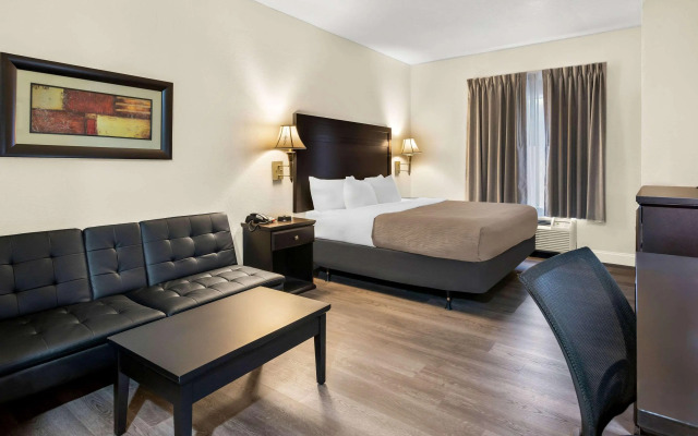 Quality Inn & Suites Lafayette