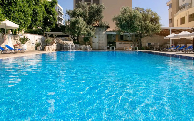 Cleopatra Hotel