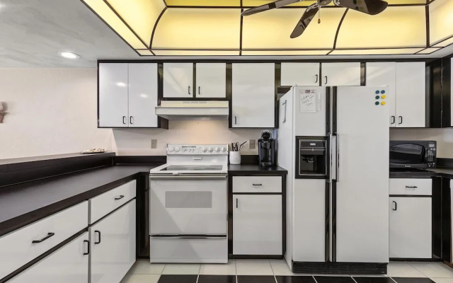 Ocean Terrace Club 601