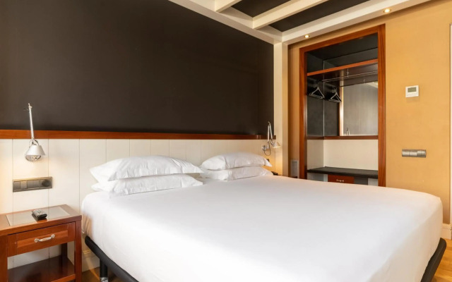 U232 Hotel