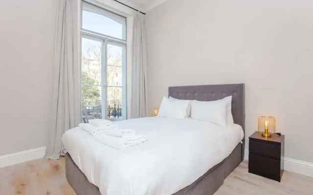 Modern & Spacious 1 Bedroom Apartment in London