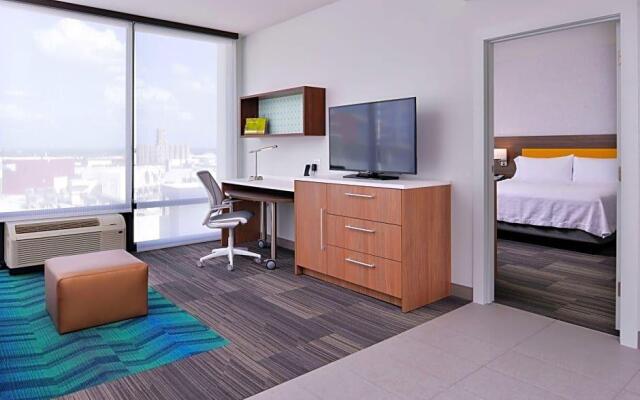 Hampton+Home 2 Suites by Hilton Downtown Tampa