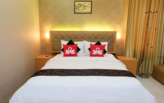 ZEN Rooms Basic D Rainbow near Royal Plaza