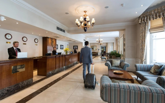 Park International Hotel