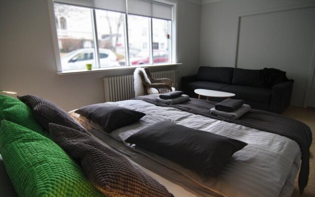 Reykjavík Rainbow Guesthouse