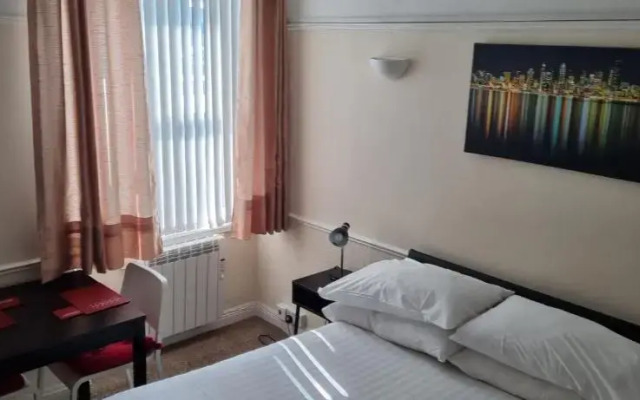 Comfort Rooms
