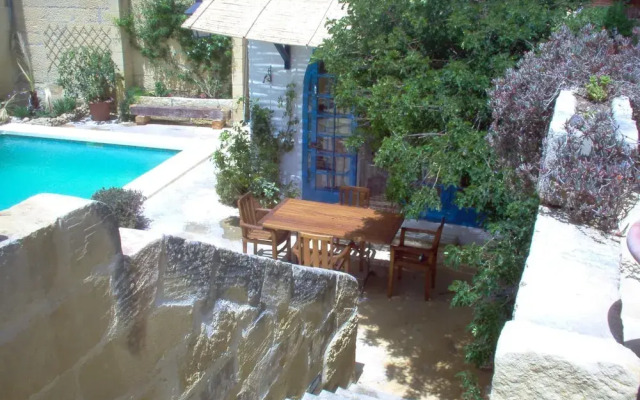 Spacious &comfortable, Traditional Villa- Large Private Pool, Terraces & Views