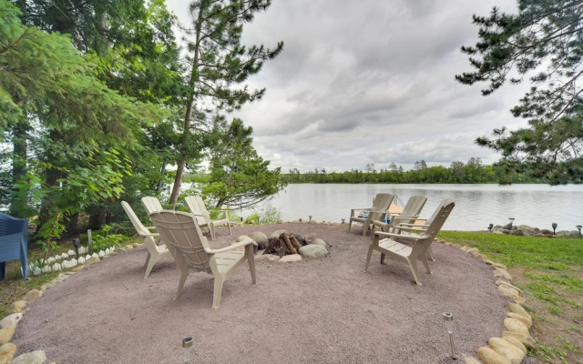 Solon Springs Getaway w/ Dock & Kayaks!