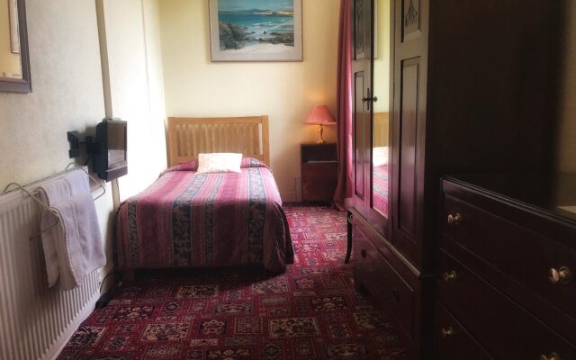 Averon Guest House