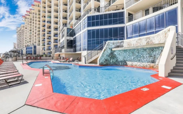 Phoenix III 3031 Beachfront End-unit