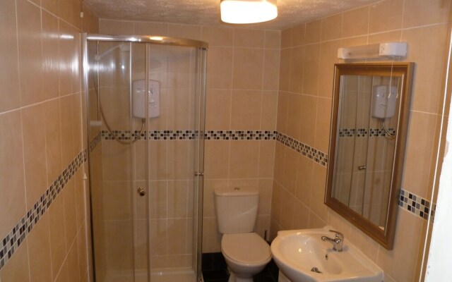 2 Berth, Ground Floor Flat, Apsley 2