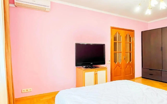 Apart Saray на улице Полины Осипенко 14к1