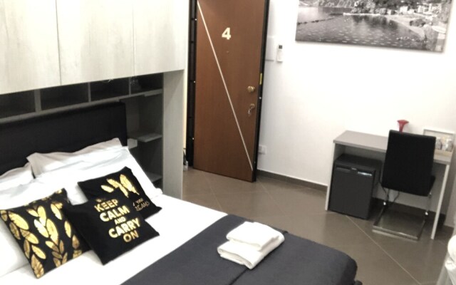 Ari Guest House