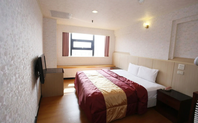 Tie Dao Hotel