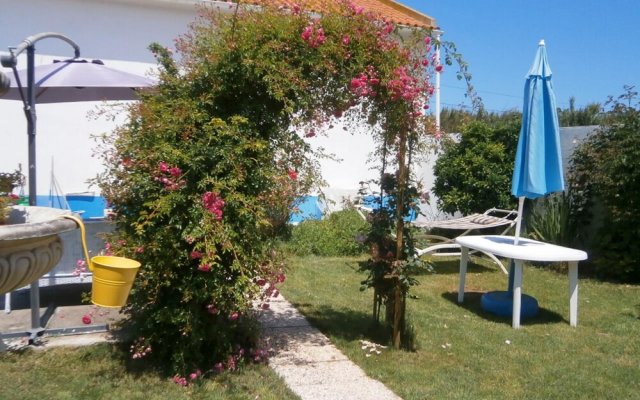 Apartment With 2 Bedrooms in Nazaré, With Private Pool, Enclosed Garden and Wifi - 5 km From the Beach