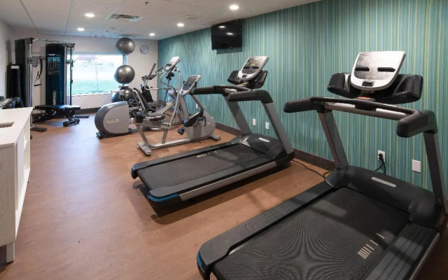 Holiday Inn Express & Suites North Battleford by IHG