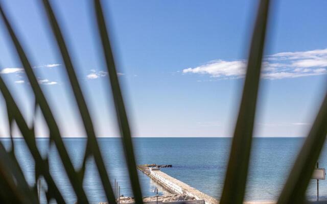 Supreme Beach Apartments