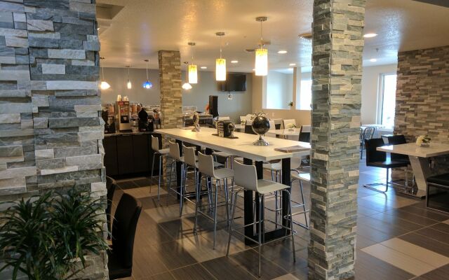 SureStay Plus Hotel by Best Western Coralville Iowa City