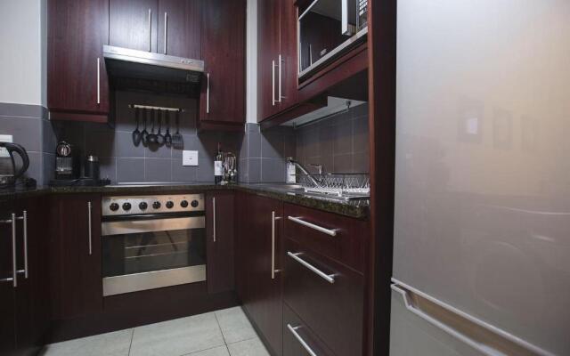 2 Bedroom apartment with Breathtaking Views!