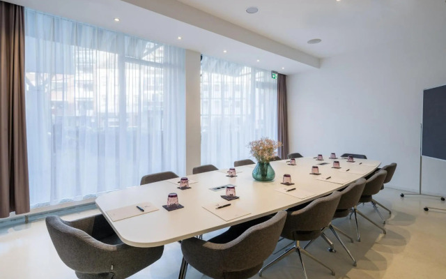 Hotel Indigo Düsseldorf - Victoriaplatz by IHG