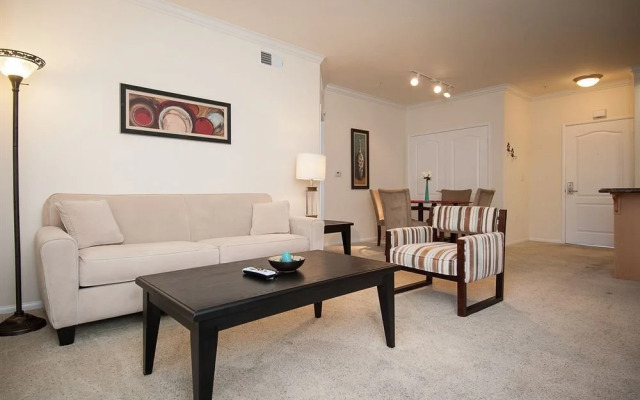 Oakwood at La Jolla Crossroads