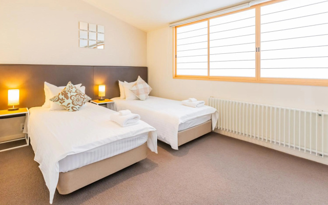 Niseko Central Condominiums – Guest Rooms – Kutchan