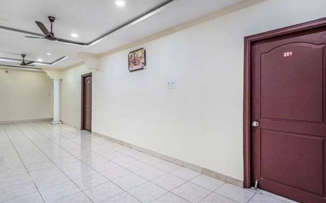 iROOMZ Hotel Ritzy Grand