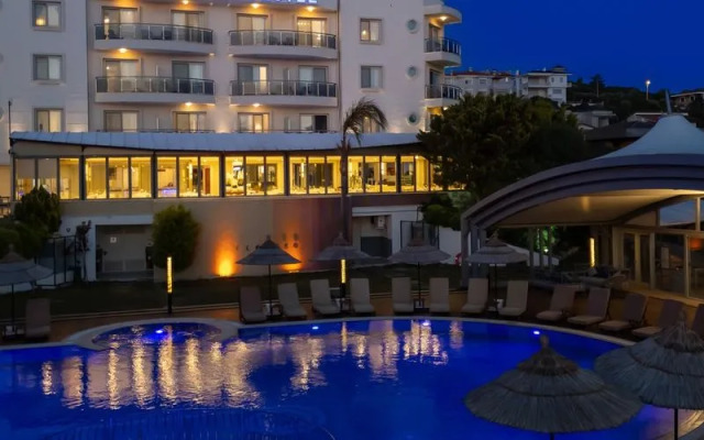 Sisus Marina Hotel