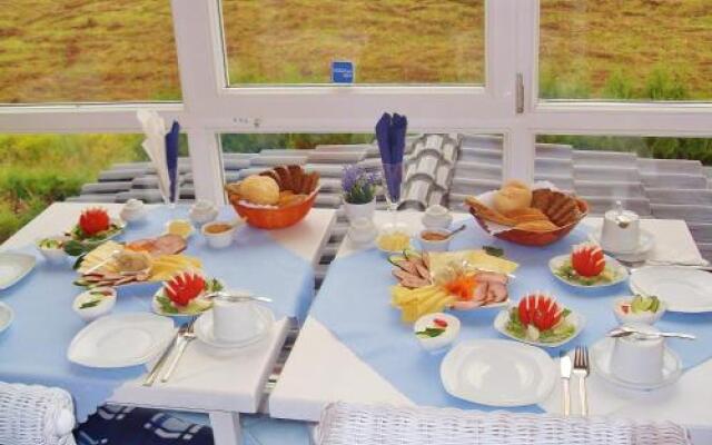 Pensjonacik Cyklada Comfortable Rooms Close to the Lake