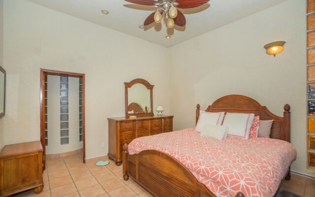 Coral Sands #7 2 Bedroom Condo