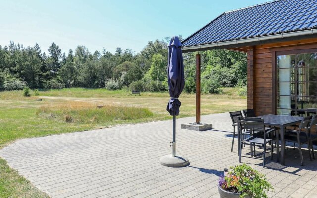Spacious Holiday Home in Albeak With a Terrace