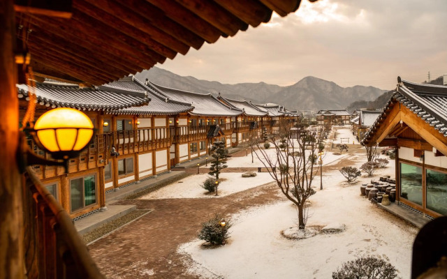 Jeonju Wangyijimil Hanok Hotel